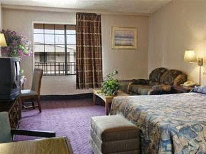 Rodeway Inn & Suites DEN Camera foto