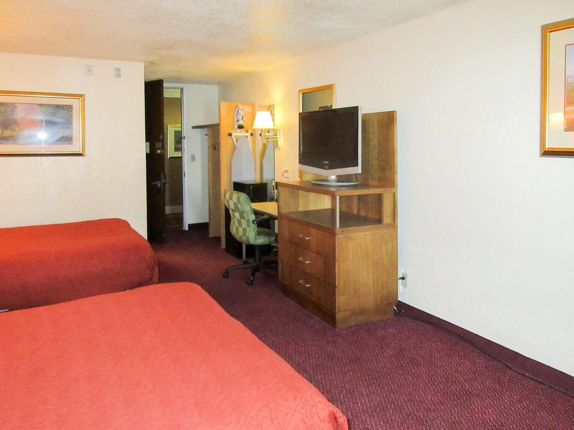 Rodeway Inn & Suites DEN Esterno foto